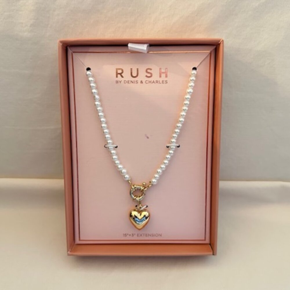 Cute Faux Pearl Gold Heart Necklace